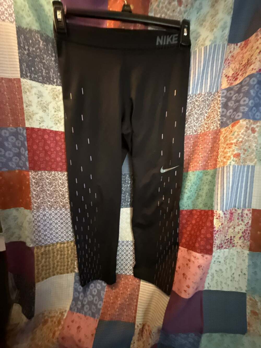 Nike Pro Dri-Fit Linear Rain Capri Leggings Black Size L